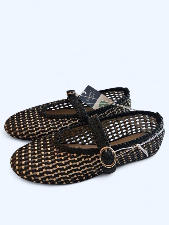 Universal Thread Shoes - NWT! Women's Black & Cream Woven Mary Jane Flats